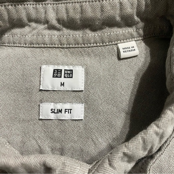 Uniqlo Slim Fit Gray Cotton Long Sleeve Button Down Shirt - Picture 4 of 5